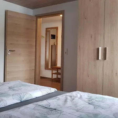 Lanz Apartment *
